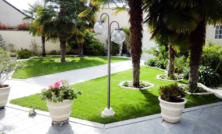 Plantation jardin Montilliers